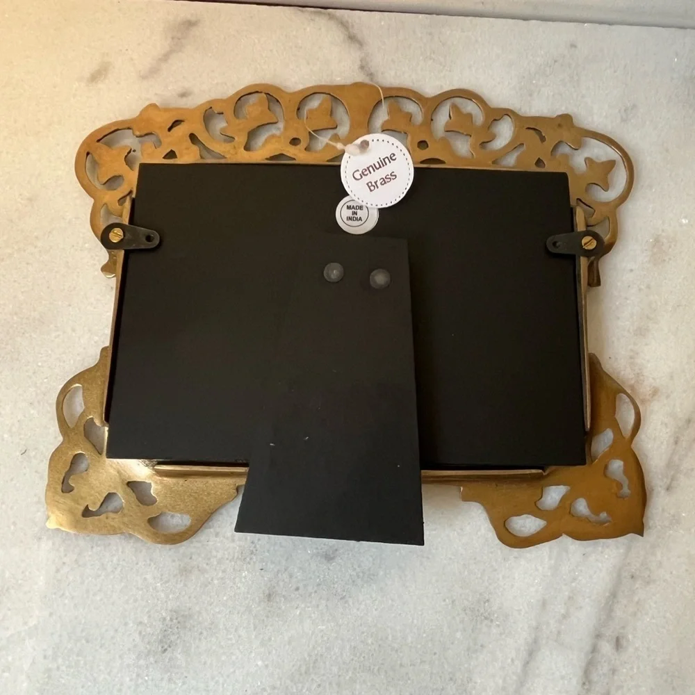 Ornate brass picture frame for 6”x4” photo